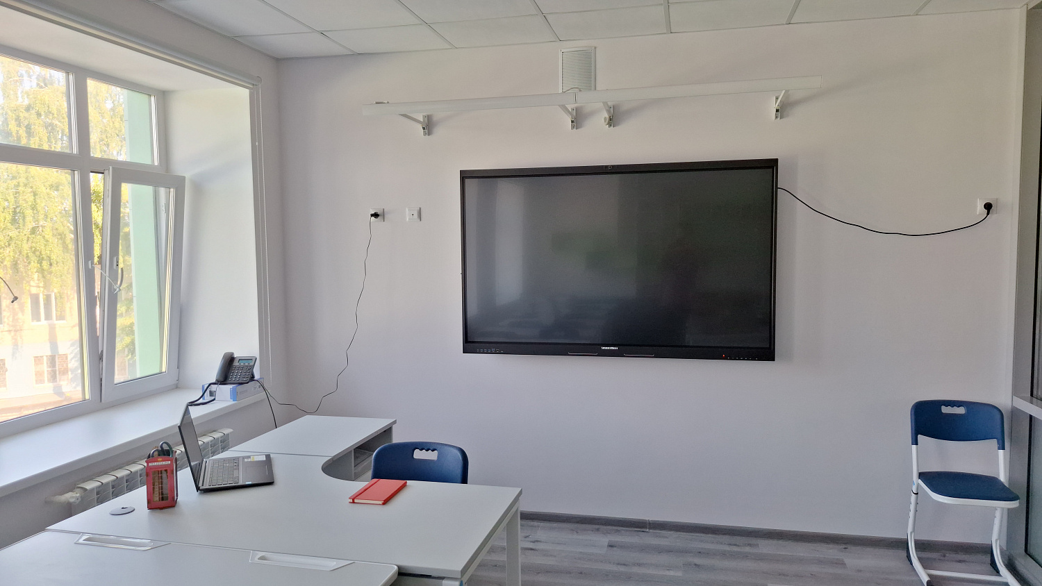 СОШ с УИОП г. Губкин